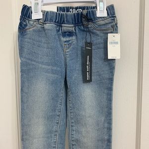 GAP soft denim girls size 4T.